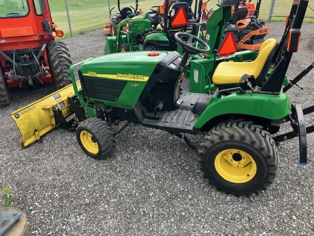 John Deere LV2210 – Used