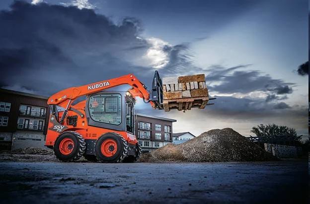 Kubota SSV75PHRC Skid Steer w/ AC Cab